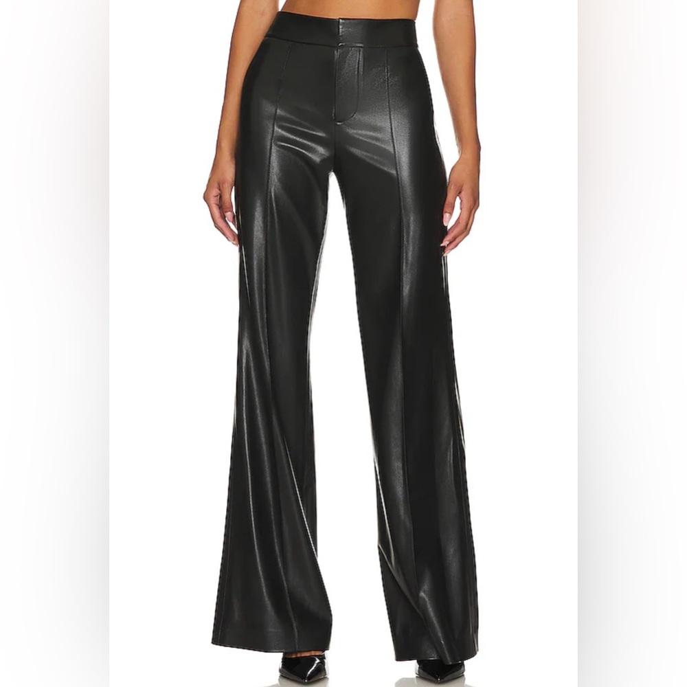 Alice + Olivia NWT Dylan Faux Leather Wide Leg in Black, size 4